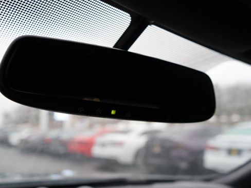 Used 2016 Nissan 370Z Coupe image 33