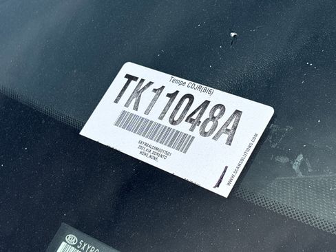 Used 2021 Kia Sorento LX FWD image 31