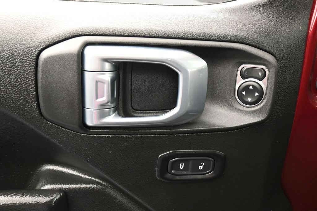 Used 2022 Jeep Wrangler Sport AWD/4WD image 13