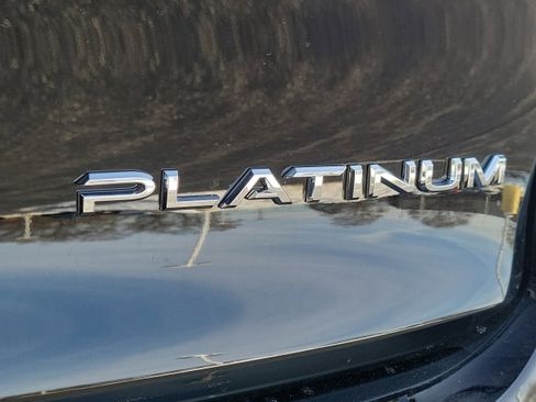 New 2026 Toyota Crown Platinum image 7