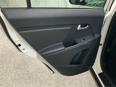 Used 2015 Kia Sportage EX image 17