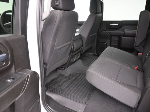 Used 2024 Chevrolet Silverado 2500 Custom w/ Custom Convenience Package AWD/4WD image 17