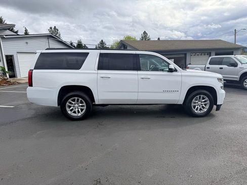 Used 2020 Chevrolet Suburban LS w/ Max Trailering Package AWD/4WD image 6