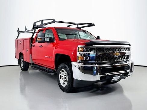 Used 2019 Chevrolet Silverado 2500 W/T w/ WT Convenience Package RWD image 3
