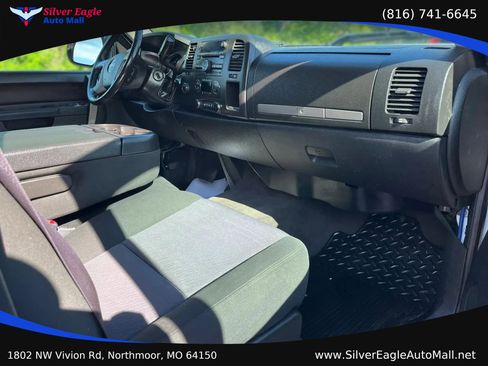 Used 2012 GMC Sierra 1500 SLE w/ Power Tech Package AWD/4WD image 7