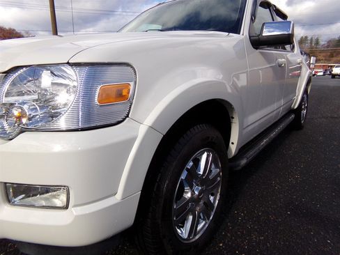Used 2008 Ford Explorer Sport Trac Limited image 2