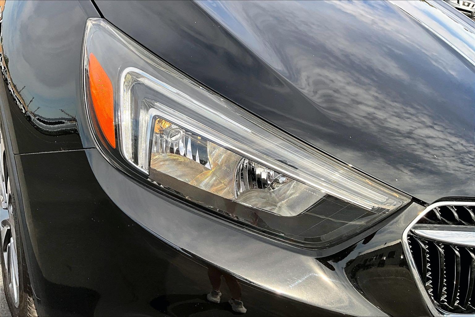 Used 2022 Buick Encore Preferred w/ Safety Package FWD image 29