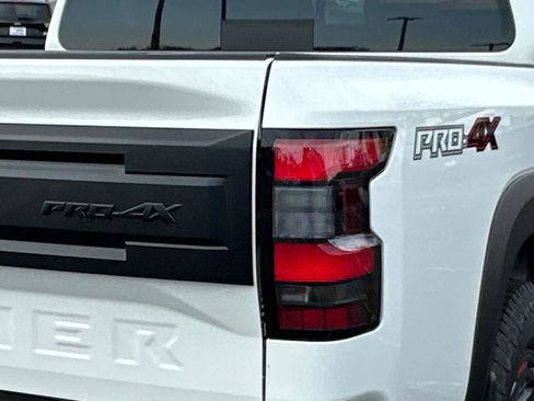 New 2026 Nissan Frontier PRO-4X w/ Tow Package AWD/4WD image 14