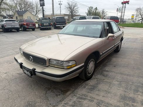 Used 1992 Buick Le Sabre Limited image 4