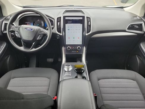 Used 2024 Ford Edge SE w/ Black Appearance Package AWD/4WD image 11