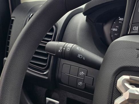 Used 2025 RAM ProMaster 2500 image 24