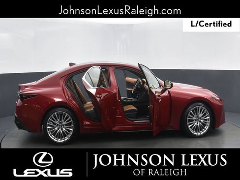 Used 2023 Lexus IS 300 w/ Premium Package RWD image 28