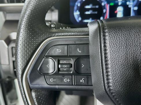 Used 2025 Toyota 4Runner TRD Off-Road Premium AWD/4WD image 16