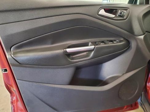 Used 2016 Ford Escape Titanium AWD/4WD image 13