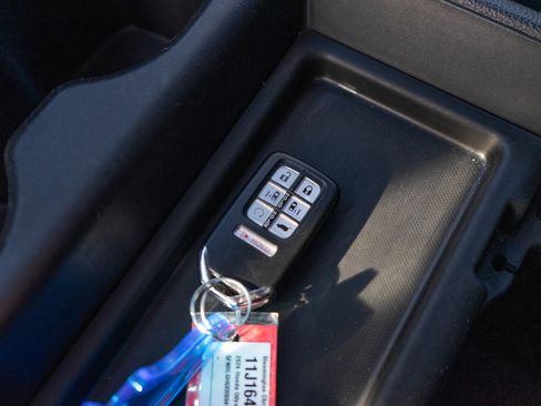 Used 2024 Honda Odyssey EX-L image 26