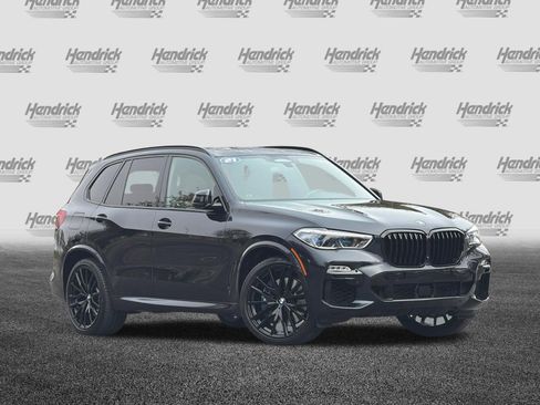 Used 2021 BMW X5 M50i w/ Executive Package image 2