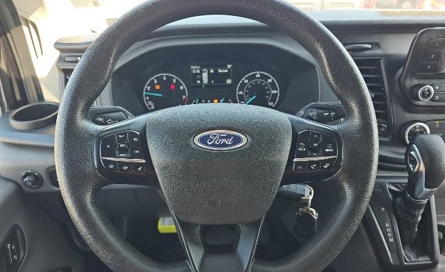 Used 2023 Ford Transit 250 Low Roof AWD image 7