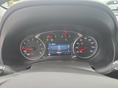 Used 2024 GMC Terrain SLE w/ Elevation Edition FWD image 18
