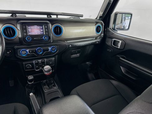Used 2020 Jeep Wrangler Unlimited Sport AWD/4WD image 22