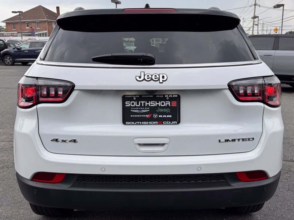 Used 2026 Jeep Compass Limited w/ Sun, Sound & Navigation Group AWD/4WD image 6