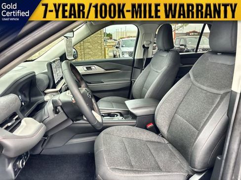 Certified 2025 Ford Explorer Active image 20