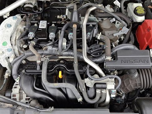 Used 2021 Nissan Sentra SV image 27