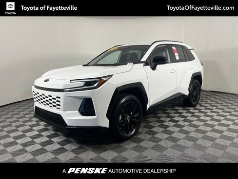 Used 2026 Toyota RAV4 SE AWD/4WD image 1