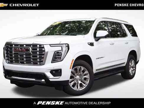 Used 2025 GMC Yukon Denali AWD/4WD image 1