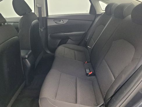 Used 2020 Kia Forte LXS FWD image 18