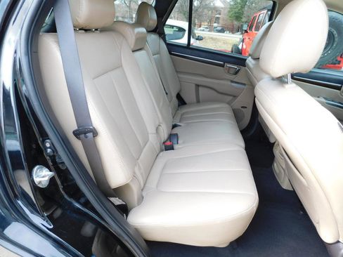 Used 2011 Hyundai Santa Fe Limited image 19