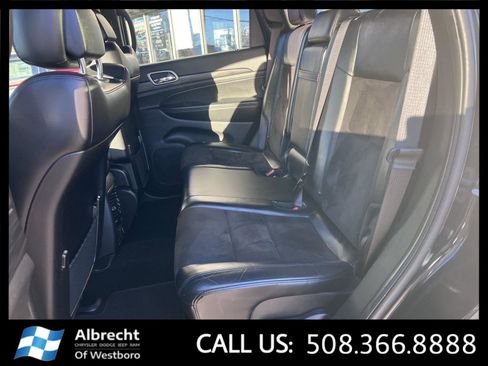 Used 2021 Jeep Grand Cherokee Laredo X image 13