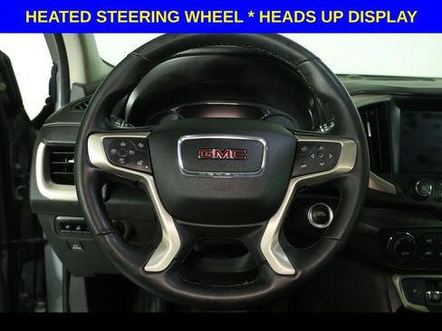 Used 2023 GMC Terrain Denali w/ Denali Premium Package AWD/4WD image 7