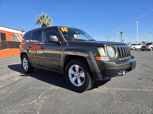 Used 2015 Jeep Patriot Latitude image 4