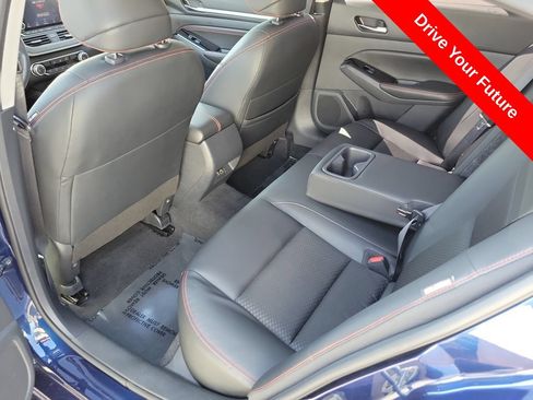 Used 2023 Nissan Altima 2.5 SR FWD image 25