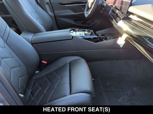 New 2026 BMW 530i xDrive w/ M Sport Package image 18