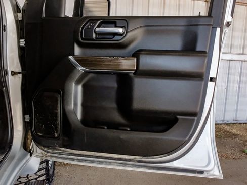 Used 2022 Chevrolet Silverado 3500 LT w/ Convenience Package image 46