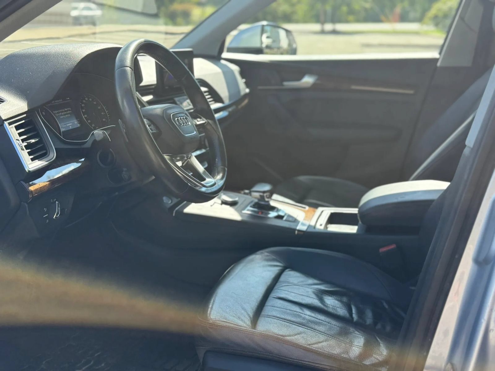 Used 2018 Audi Q5 2.0T Premium w/ Convenience Package AWD/4WD image 10