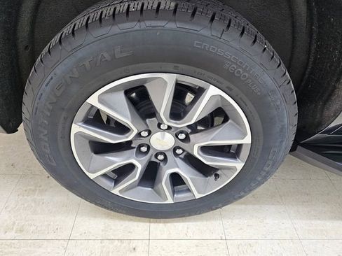 Used 2022 Chevrolet Tahoe LT w/ Luxury Package AWD/4WD image 27