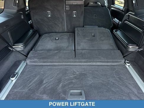 Used 2025 Rivian R1S Adventure AWD/4WD image 18