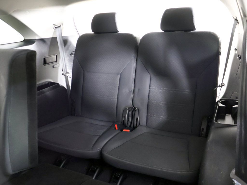Used 2019 Kia Sorento AWD w/ LX Convenience Package image 34