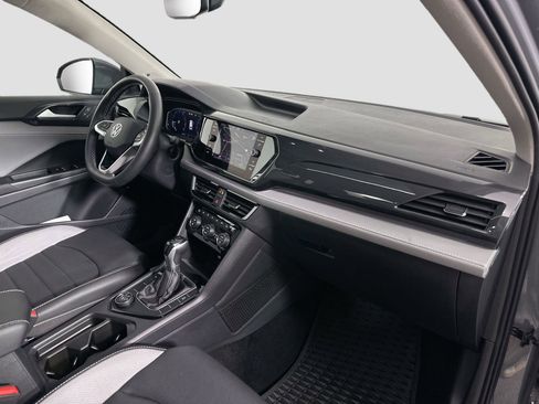 Certified 2023 Volkswagen Taos SEL image 30