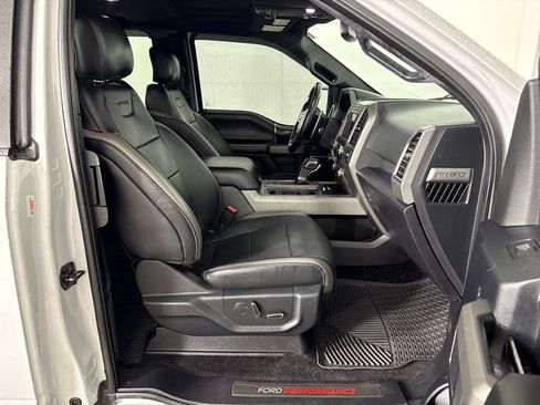 Used 2017 Ford F150 Raptor w/ Equipment Group 802A Luxury AWD/4WD image 6