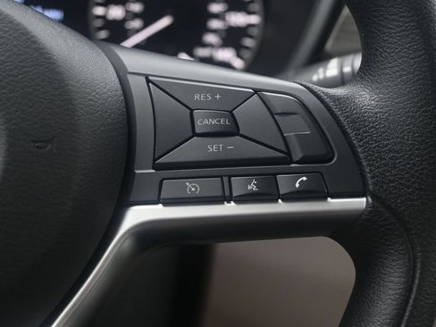 Used 2025 Nissan Altima 2.5 SV FWD image 22