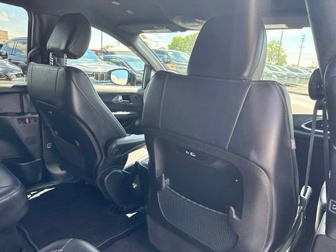 Used 2026 Chrysler Pacifica Select FWD image 25