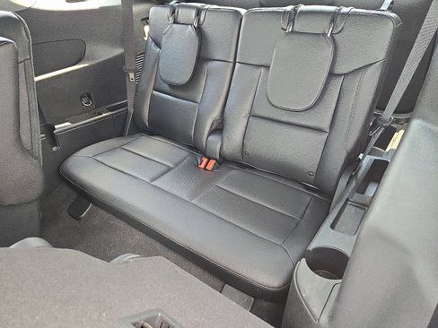 Certified 2023 Ford Explorer Limited w/ Limited Technology Package image 16