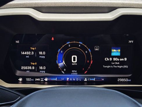 Used 2024 Chevrolet Colorado Trail Boss w/ Technology Package AWD/4WD image 21
