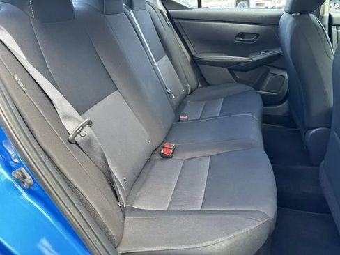 Used 2025 Nissan Sentra SV FWD image 25
