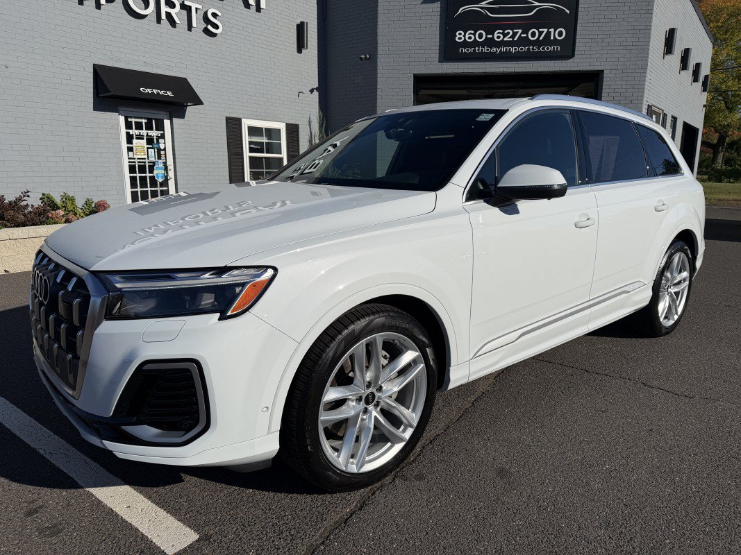 Used 2025 Audi Q7 3.0T Premium Plus w/ Premium Plus Package AWD/4WD image 2