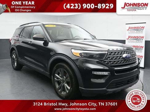 Used 2021 Ford Explorer XLT w/ Equipment Group 202A AWD/4WD image 1