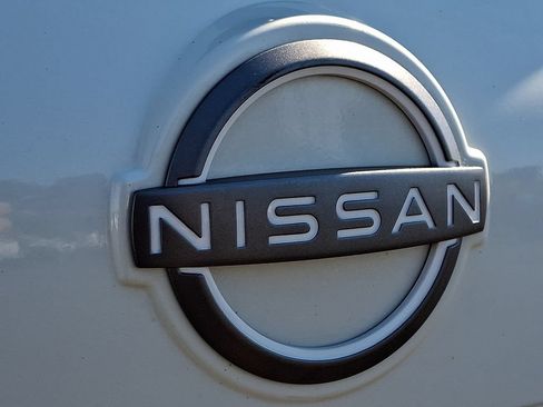 Certified 2023 Nissan Rogue SV AWD/4WD image 30